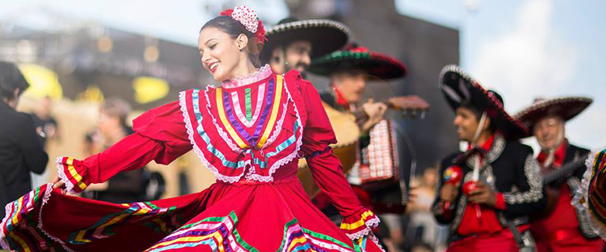 Mexicaanse dans danseressen